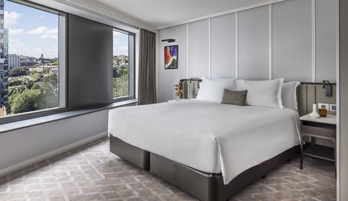 Premier Room, 1 King Bed (Pinnacle Tower, Accessible)