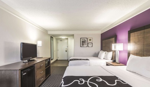 Room, 2 Queen Beds, Non Smoking