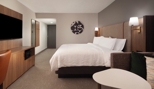 Suite, 1 Bedroom, Roll-in Shower (Communications, Roll Shwr)
