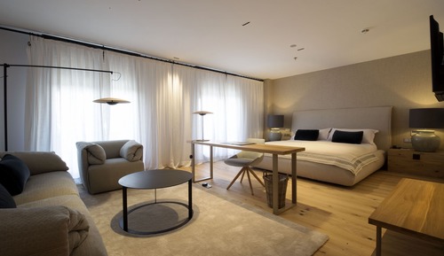 Suite, Terrace