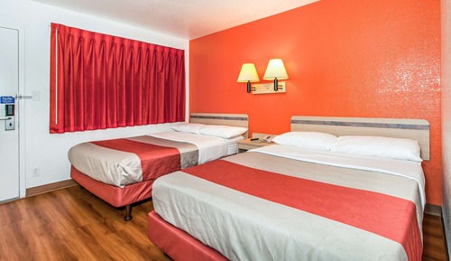 Deluxe Room, 2 Double Beds, Non Smoking, Refrigerator