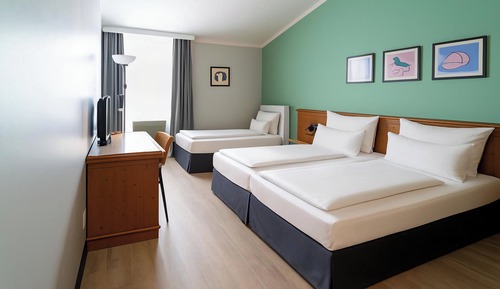 Standard Room, 3 Twin Beds