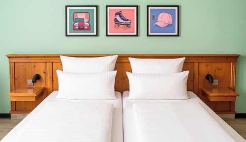 Standard Room, 1 Queen Bed