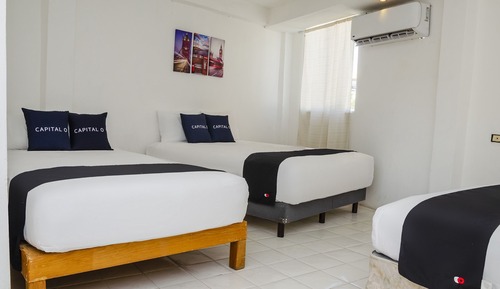 Standard Room (Three beds)