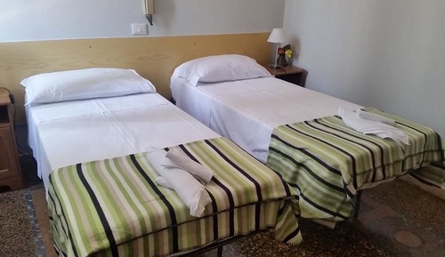 Room, 2 Twin Beds