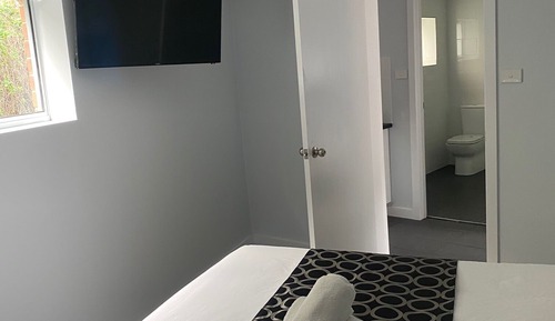 Family Room with King + 3 Single Beds + Kitchenette