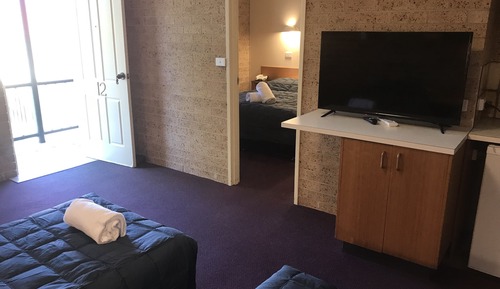 Family Room, Non Smoking, Kitchenette (2 Bedroom Family Suite)