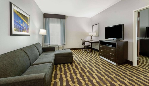 Executive Room, 1 King Bed, Non Smoking