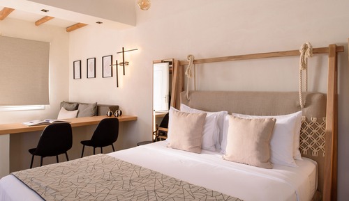 Centro Suite with Hot Tub