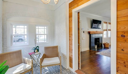 House (2 Bedrooms)
