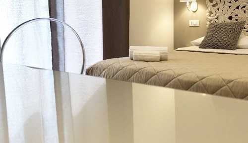 Junior Double Room, 1 Bedroom, Ensuite, City View