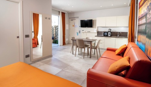 Deluxe Apartment, 1 King Bed with Sofa bed, Terrace, Partial Sea View