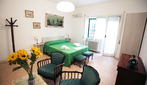 Triple Room, Balcony