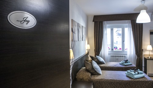Classic Quadruple Room