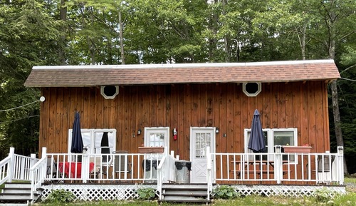 1 Bedroom, Kitchenette, Living Room Cabin with Loft