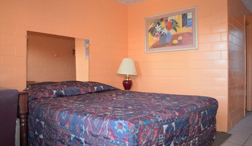 Standard Room, 1 Queen Bed, Non Smoking