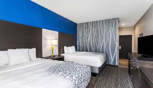 Room, 2 Queen Beds, Accessible, Non Smoking (Mobility,Hearing,Roll-In Shower)