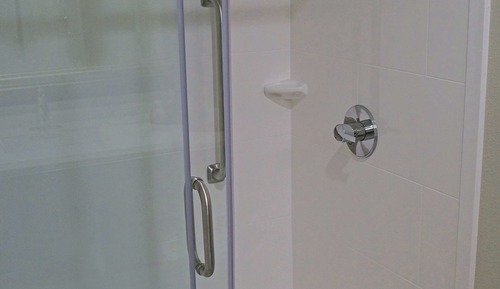 Room, 1 King Bed, Accessible, Non Smoking (Mobility,Hearing,Tub w/Grab Bars)