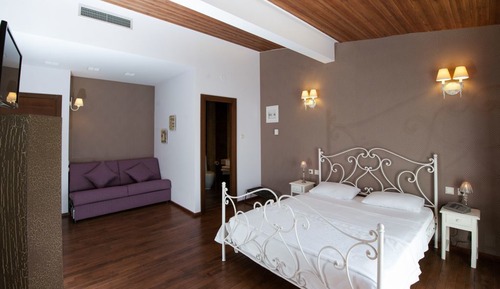 Executive Room