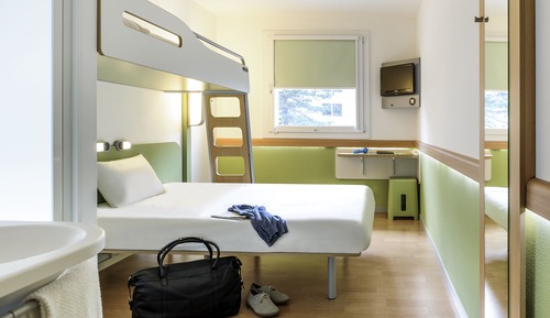 Triple Room, Multiple Beds