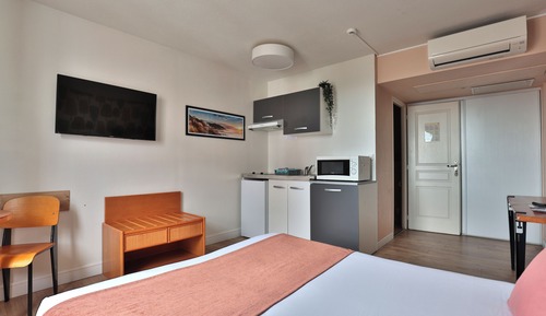 Double Room, Kitchenette