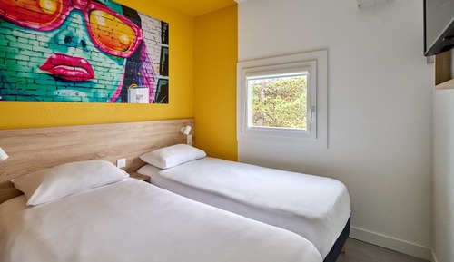 Standard Room, 2 Twin Beds