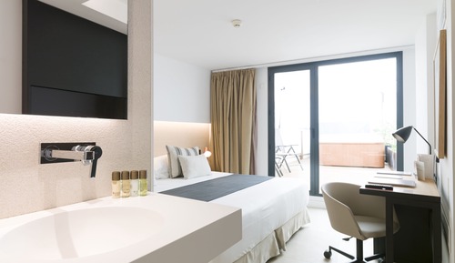 Deluxe Double Room, Jetted Tub