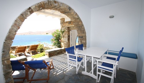 House, 2 Bedrooms, Sea View, Oceanfront