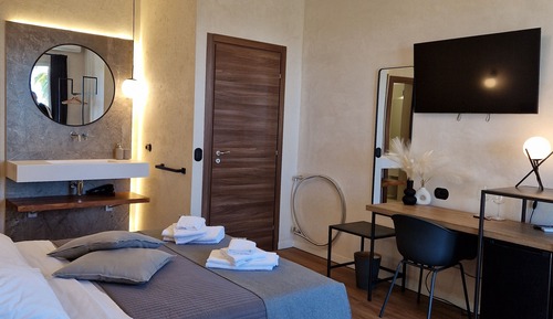 Deluxe Triple Room, Balcony