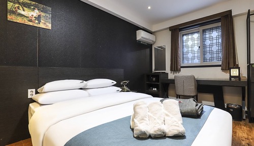 Business Double Room, 1 Double Bed, Non Smoking, City View