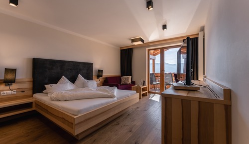 Deluxe Double Room, Valley View