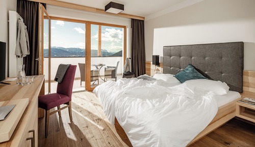 Comfort Room (Alps View)
