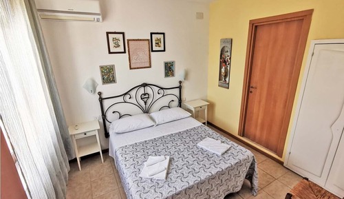 Classic Double Room, 1 Queen Bed