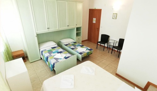 Classic Triple Room