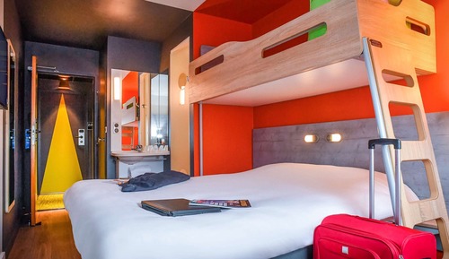 Triple Room, Multiple Beds