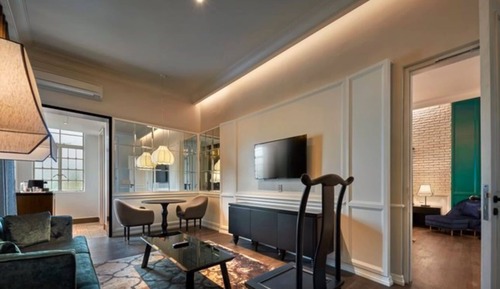 Suite
