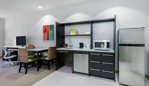 Suite, 1 King Bed, Accessible, Non Smoking (mob/hearing acc w/ roll-in shower)