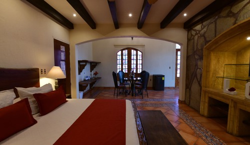 Luxury Suite