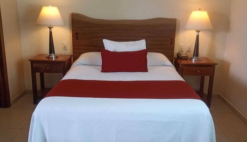 Junior Suite, 1 Queen Bed