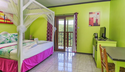 Deluxe Bay View Room #8