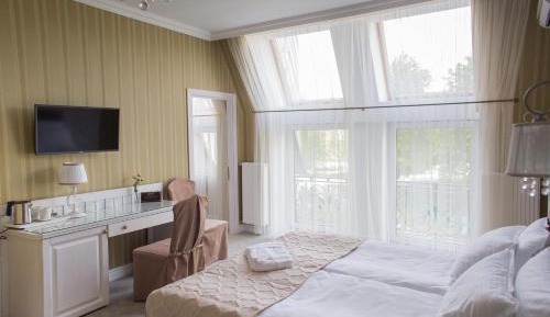 Two-Bedroom Suite