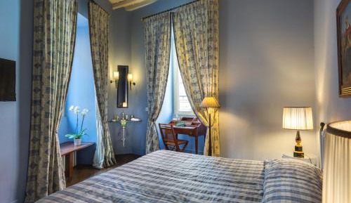 Comfort Double Room with External Private Bathroom