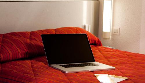 Triple Room (1 Double Bed + 1 Single Bed)