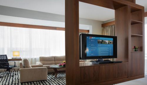 Spacious Studio with Balcony