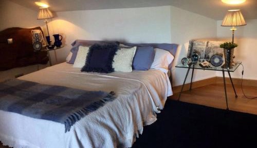 Studio Apartment with Sea View