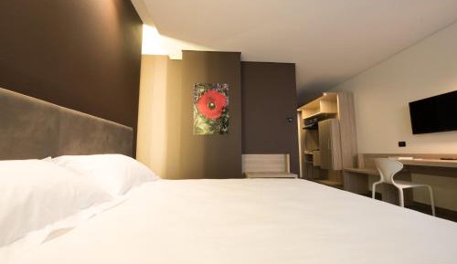 Basic Triple Room