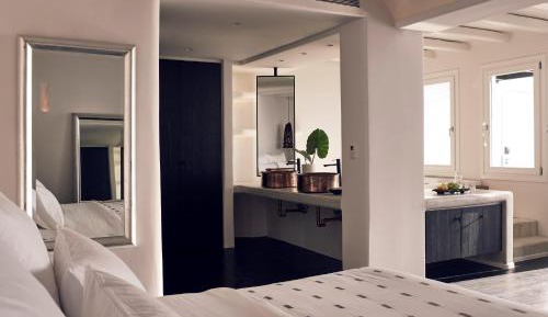 Cavo Tagoo Diamond Suite With Pool
