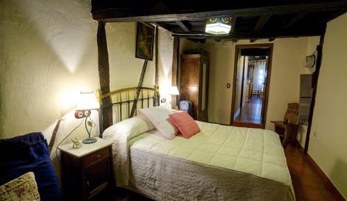 One-Bedroom Apartment (2-4 Adults) 