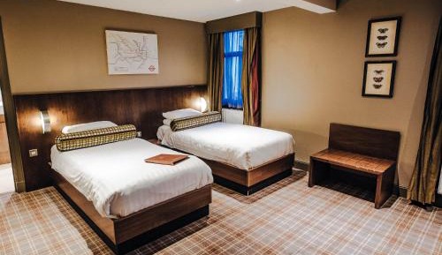 Standard Twin Room