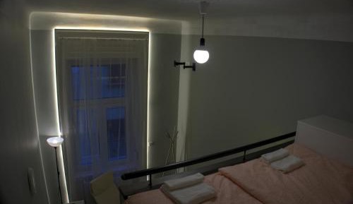 Apartment with Shower
